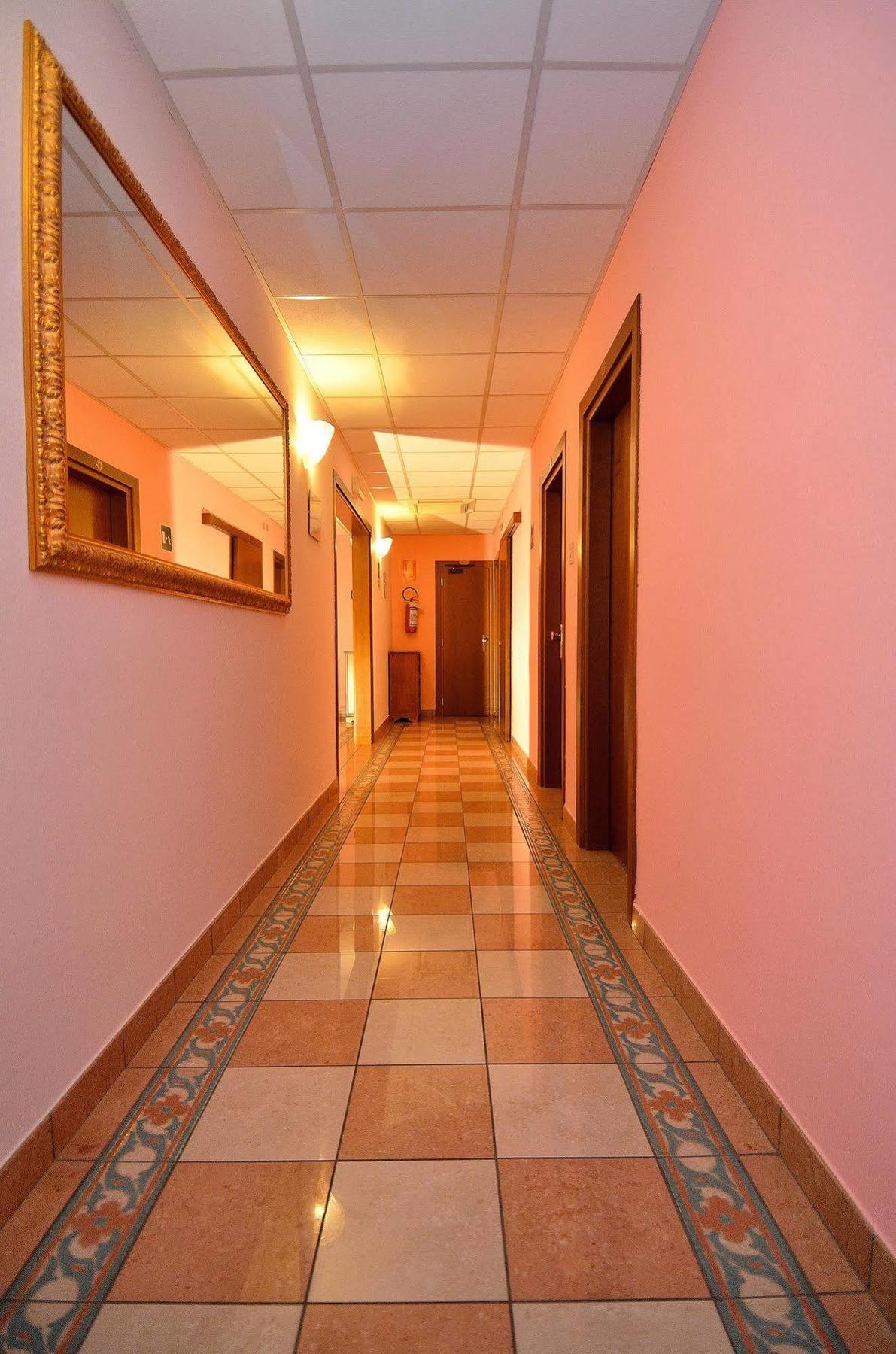 Hotel Amba Alagi Marghera Exterior photo